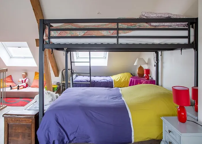 Renovated With Enclosed Garden *